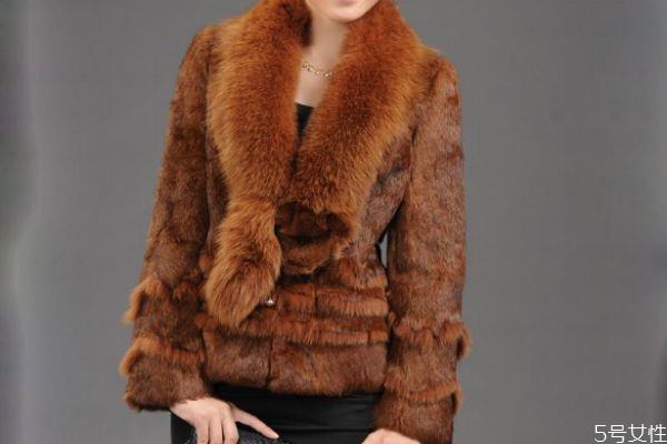 兔毛的衣服有什么优点呢 兔毛的衣服应该清洗呢 兔毛的衣服有什么优点呢 兔毛的衣服应该清洗呢