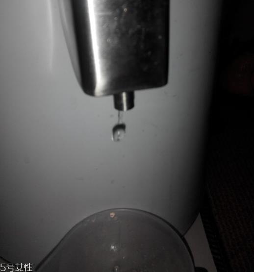 乳香纯露能保存多久 乳香纯露保存期限 乳香纯露能保存多久 乳香纯露保存期限