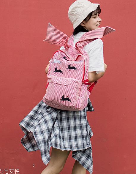 双肩包什么材质的好?超耐用的双肩包推荐 双肩包什么材质的好?超耐用的双肩包推荐