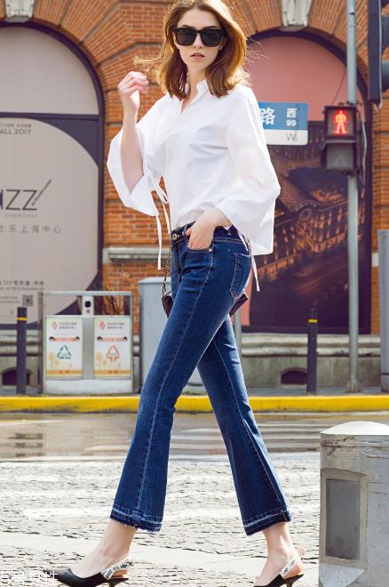 微胖女生适合什么牛仔裤?微胖女生牛仔裤穿搭技巧 微胖女生适合什么牛仔裤?微胖女生牛仔裤穿搭技巧