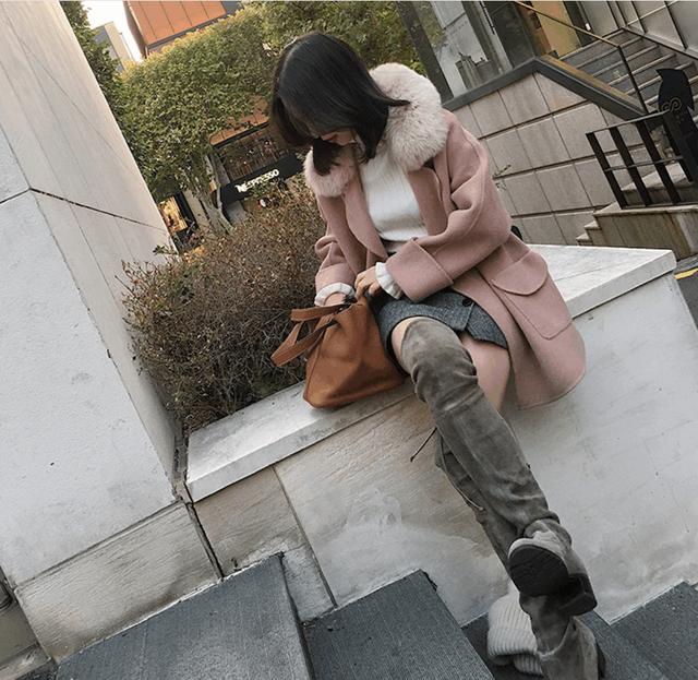 中长款修身双面呢大衣搭配(如今流行这几款时尚大衣)(5)