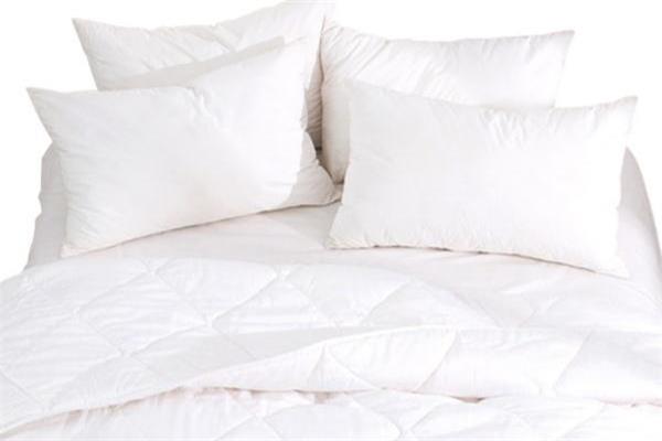 羊绒被怎么洗 一般不需要清洗 羊绒被怎么洗 一般不需要清洗