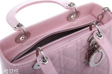 dior迪奥包包怎么打开?怎么保养 dior迪奥包包怎么打开?怎么保养