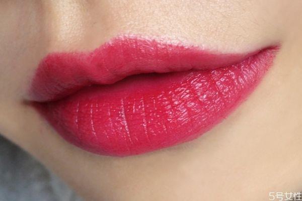 雅诗兰黛口红350好看吗 雅诗兰黛口红350试色 雅诗兰黛口红350好看吗 雅诗兰黛口红350试色