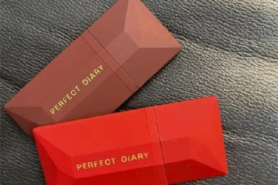 ​完美日记名片唇釉推荐色号 完美日记名片唇釉试色