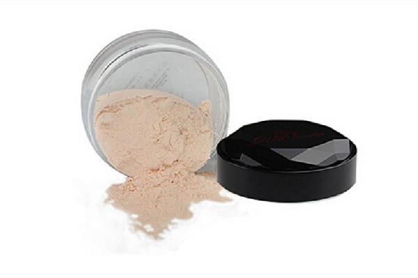 蜜粉有遮瑕的效果吗 蜜粉可以用来口红定妆吗