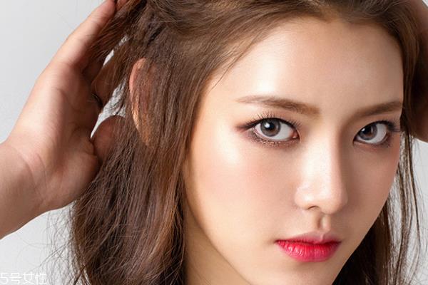 14.0mm的美瞳是小直径吗 还有比14.0mm更小的 14.0mm的美瞳是小直径吗 还有比14.0mm更小的