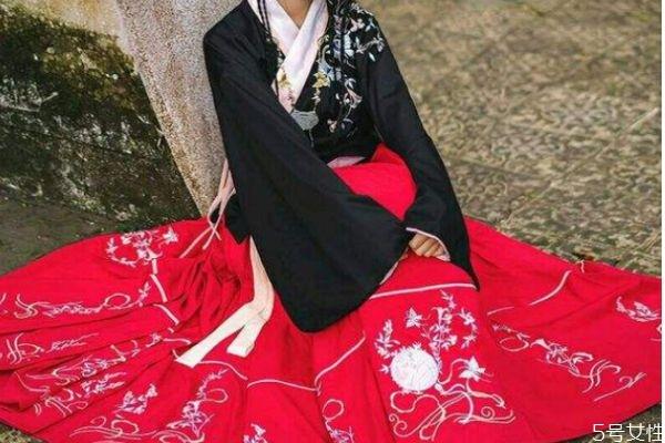 马面裙的面料 马面裙一般是什么面料 马面裙的面料 马面裙一般是什么面料