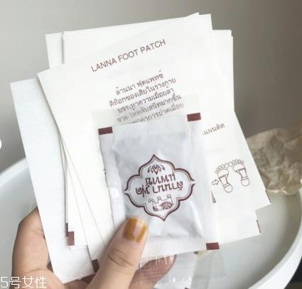 泰国兰纳足贴治痛经吗 各人体质不同效果也不同