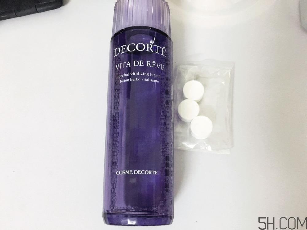 黛珂紫苏水国内版和日本版有什么区别? 黛珂紫苏水国内版和日本版有什么区别?