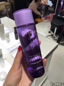 ​黛珂紫苏水国内版和日本版有什么区别?