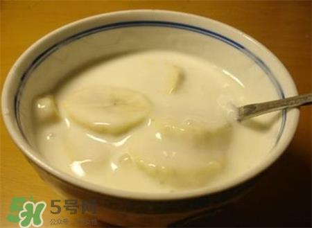 香蕉面膜能祛红血丝吗?香蕉面膜可以治过敏吗?