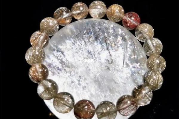 发晶什么颜色最好 发晶什么样品质好 发晶什么颜色最好 发晶什么样品质好