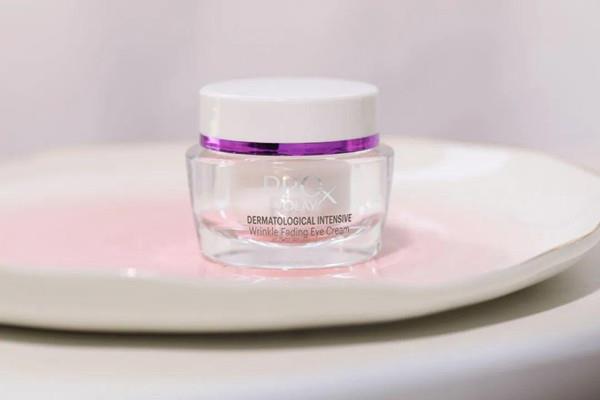 脂肪粒跟眼霜有关系吗 长了脂肪粒能用眼霜吗 脂肪粒跟眼霜有关系吗 长了脂肪粒能用眼霜吗