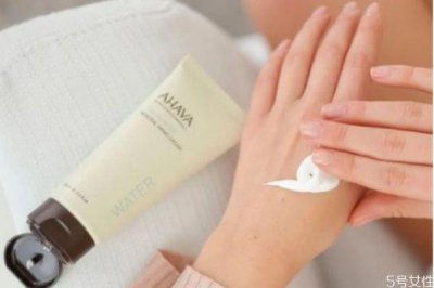 ​护手霜涂脸了怎么办 护手霜可以长期涂脸吗