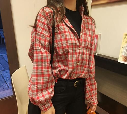 红色格子衬衫搭配：红色格子衬衫如何搭配