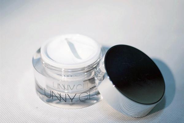 素颜霜对皮肤有害吗 如何正确使用素颜霜 素颜霜对皮肤有害吗 如何正确使用素颜霜