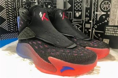 ​安踏kt5耐磨吗 kt5适合打水泥地吗