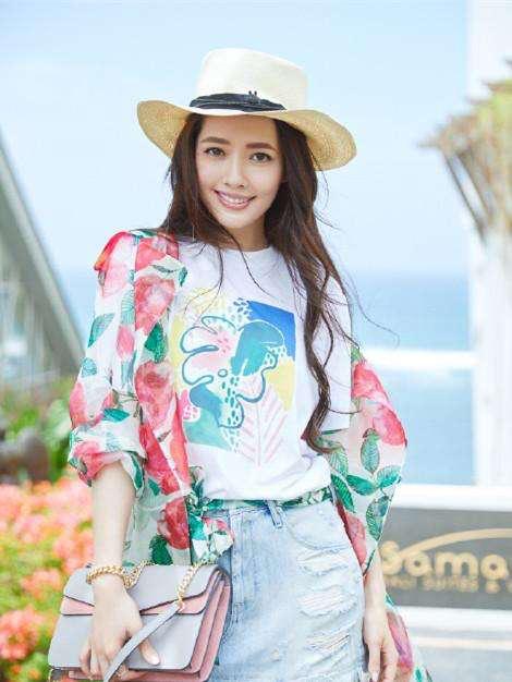 雪纺上衣的搭配(让你这个夏天时髦又吸睛)(5)