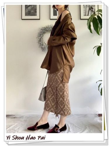 豹纹鞋搭配袜子图(豹纹鞋搭配什么颜色袜子)-第2张图片-