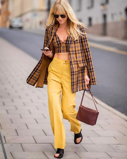 七种颜色怎么搭配更好看(学会颜色搭配并不难)(9)