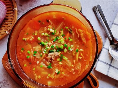 ​家庭版罗宋汤，晚餐炖一锅简单省事，味道鲜美有汤有菜有饱腹感
