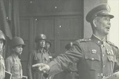 ​胡琏有多狡猾？淮海战场逃跑时副官提醒他方向反了，他却狡黠一笑