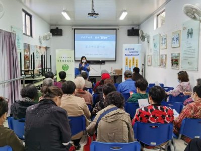 ​用手机怎么乘公交？原来用这个扫码付款APP就能搞定 | 蓝马甲在行动