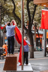 ​家与国，是一生中无法割舍的关系