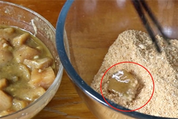 自制家庭版鸡米花，比外面好吃n倍，咬一口嫩的爆汁